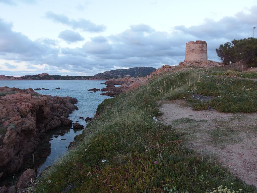 Isola Rossa Appartamenti Superior Екстер'єр фото